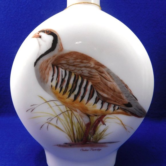 Dant Whiskey Bottle Field Birds CHUKAR PARTRIDGE 2nd Edition 1969 Decanter - Picture 2 of 7